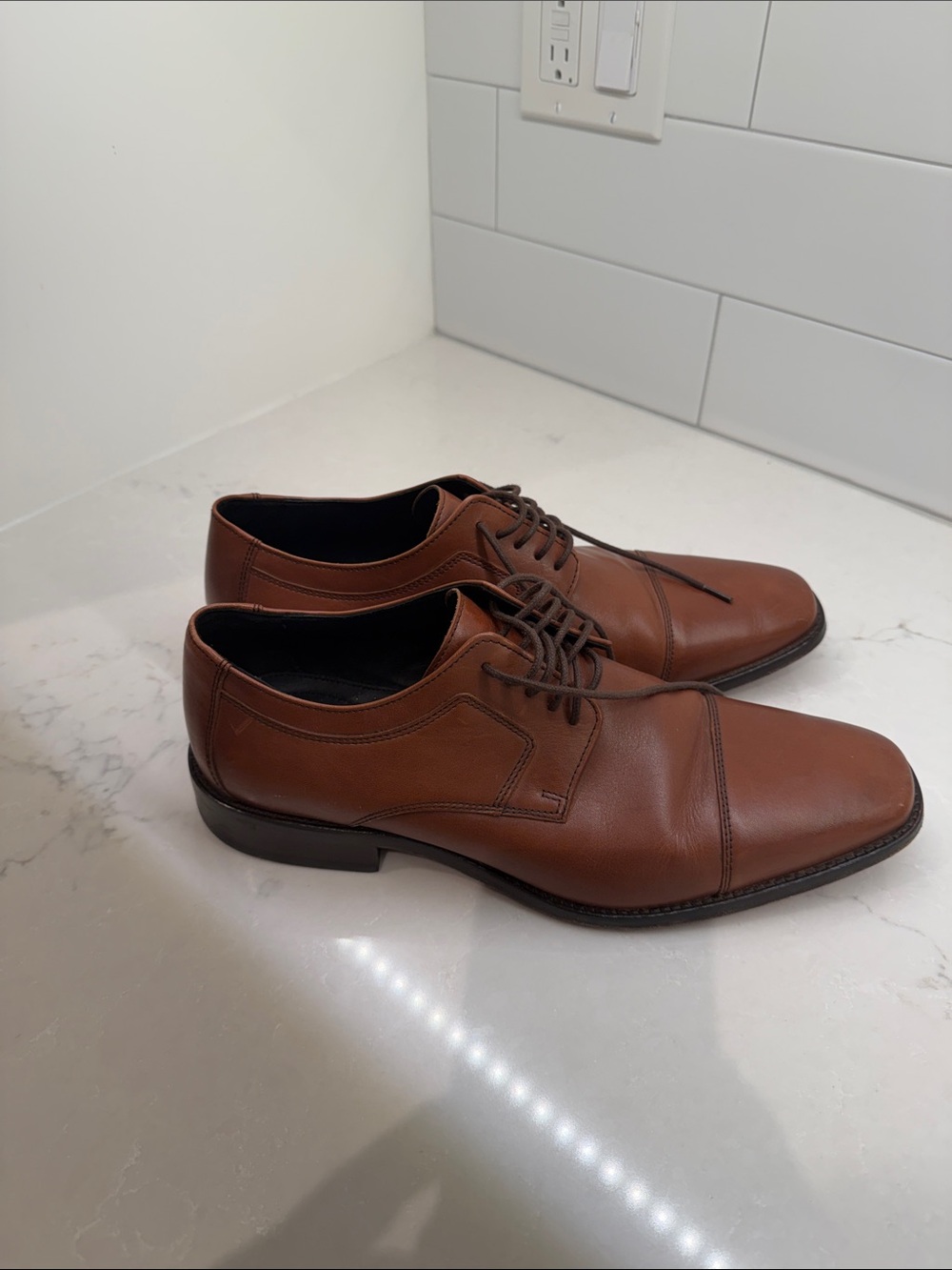 J. Murphy - Men's Classic Brown Leather Cap-Toe Dress Shoes